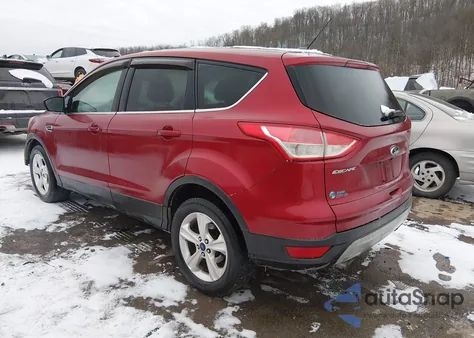 2016 Ford Escape Se z USA, uszkodzony, nr VIN 1FMCU9GX7GUB45401